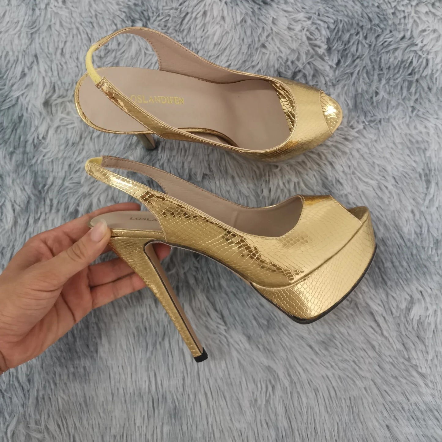 6in Entitled Mood Platform Heels ~ Neutrals